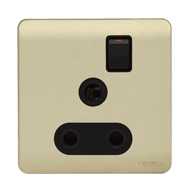 SCINTILLA 15Amp. Single Switched Socket Outlet B/Matte with Gld/Matte Surround