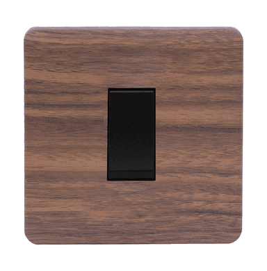SCINTILLA 16Amp. 1Gang 1Way Switch B/Matte with Kumbuk Surround