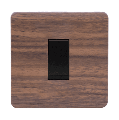 SCINTILLA 16Amp. 1Gang 2Way Switch B/Matte with Kumbuk Surround