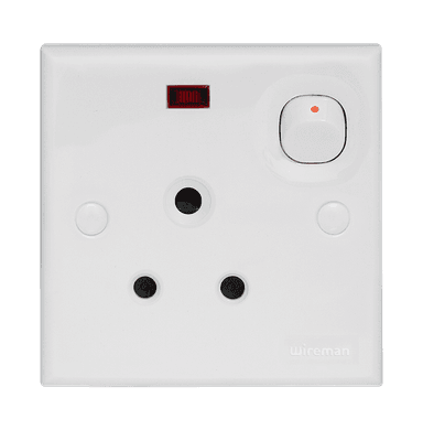 CLASSIC 5Amp. Switched Socket Outlet with Neon
