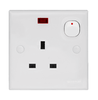 CLASSIC 13Amp. Switched Socket Outlet with Neon