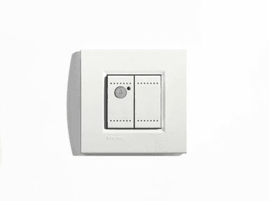 Switch 3 buttons + motion sensor Bticino Light - White. RGB leds